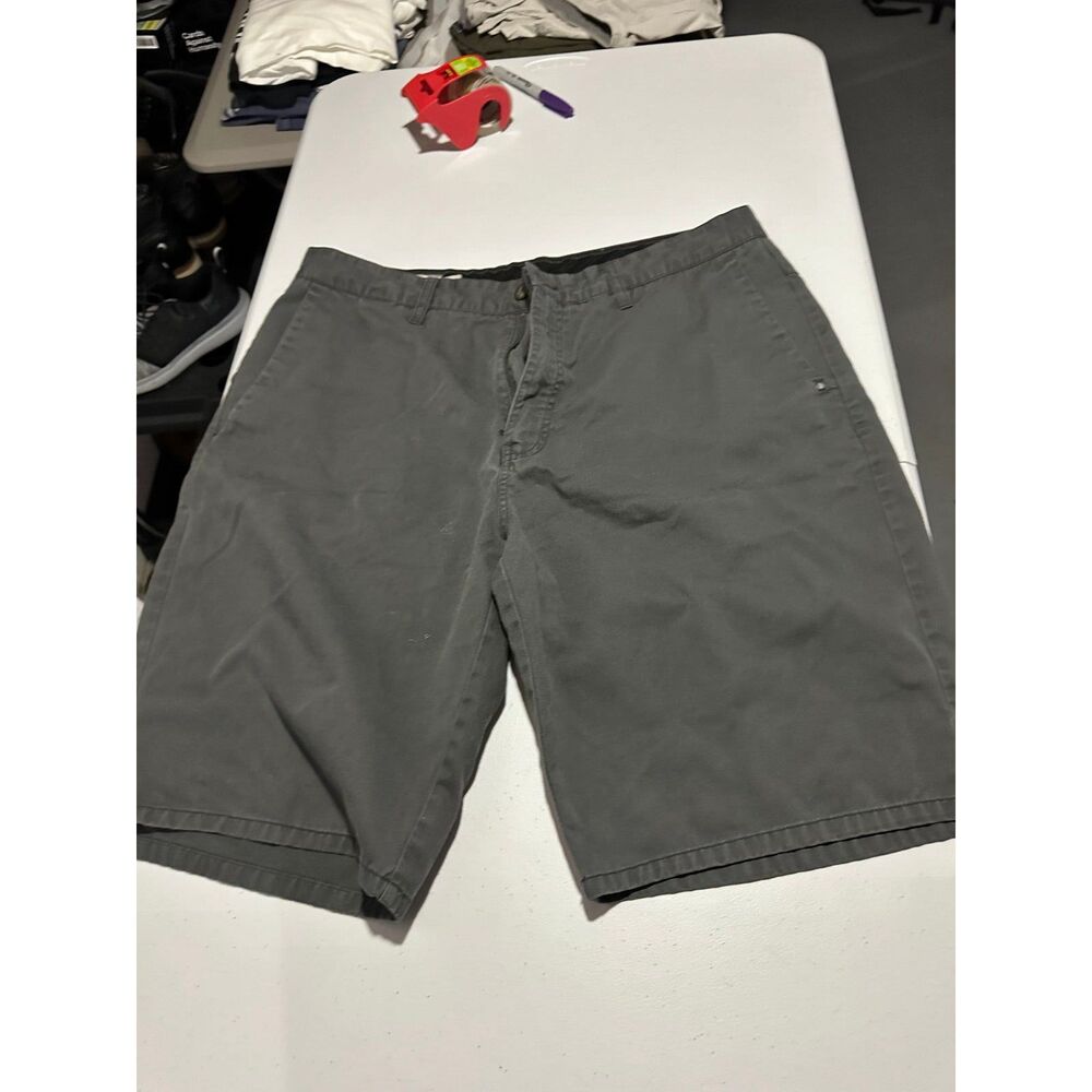 Volcom Mens shorts size 36 SKU 54